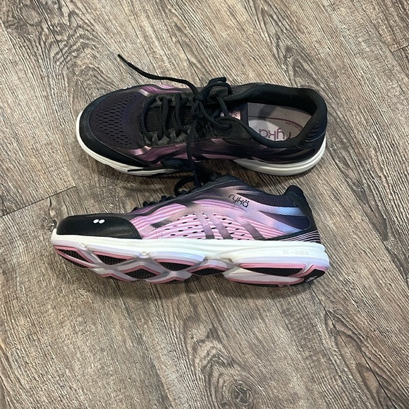 Devotion Plus 3 Walking Shoe 11W - Picture 2 of 3